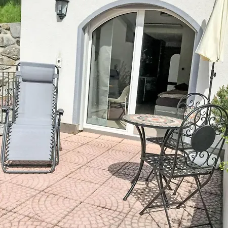 B01 By Interhome דירה *